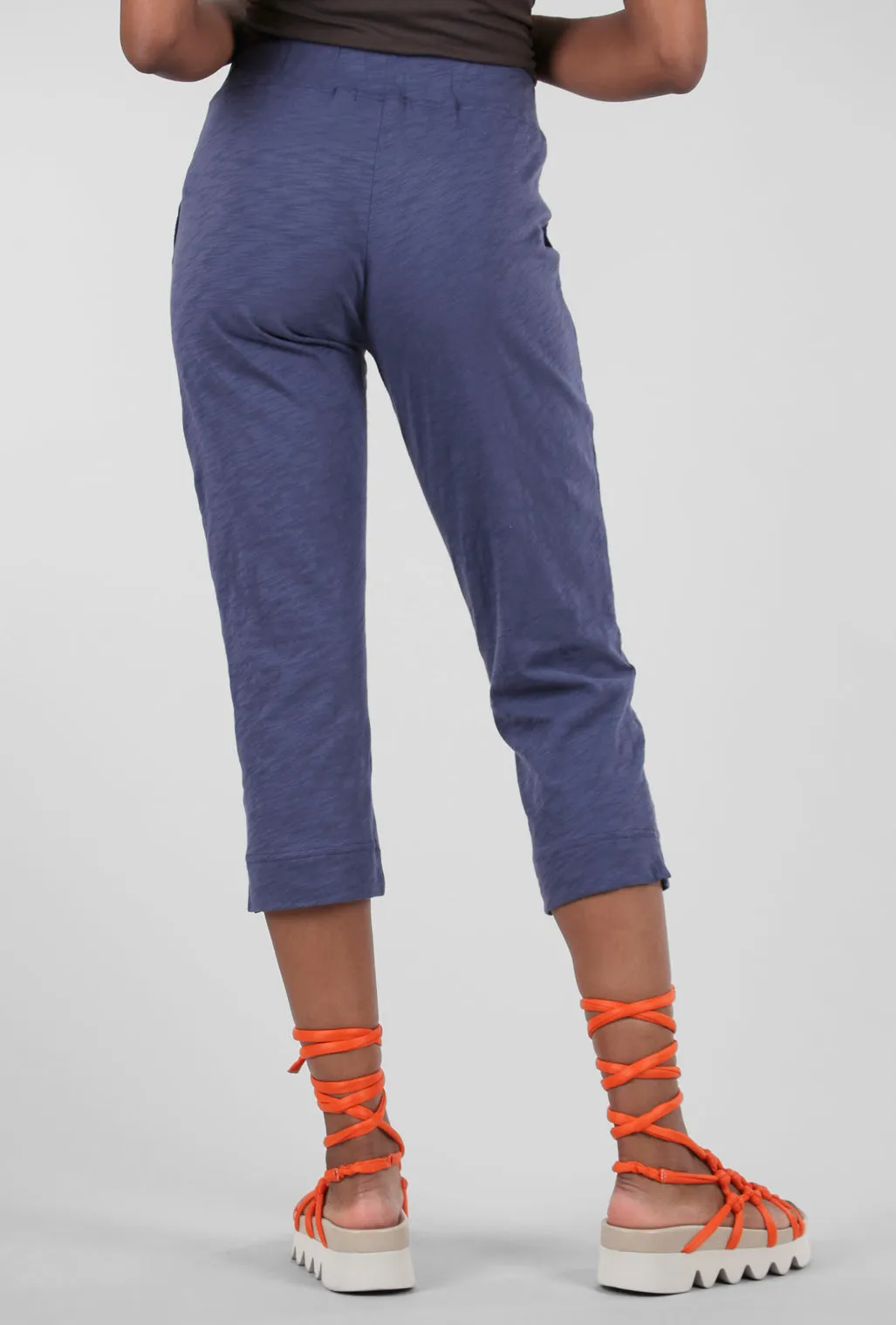 Cotton Slub Pocket Capri, Navy
