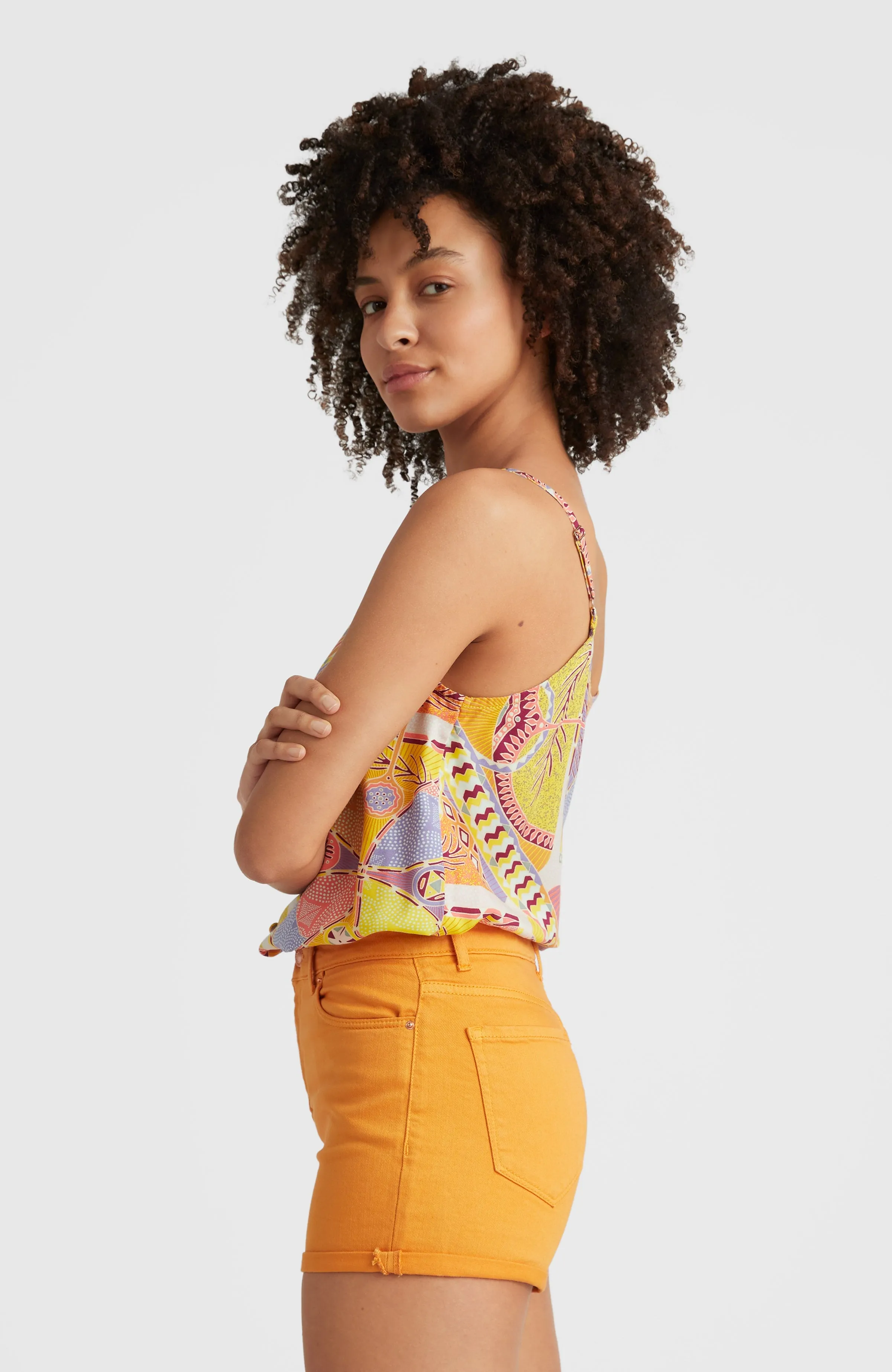 Essential Stretch Mid-Waist Shorts | Nugget
