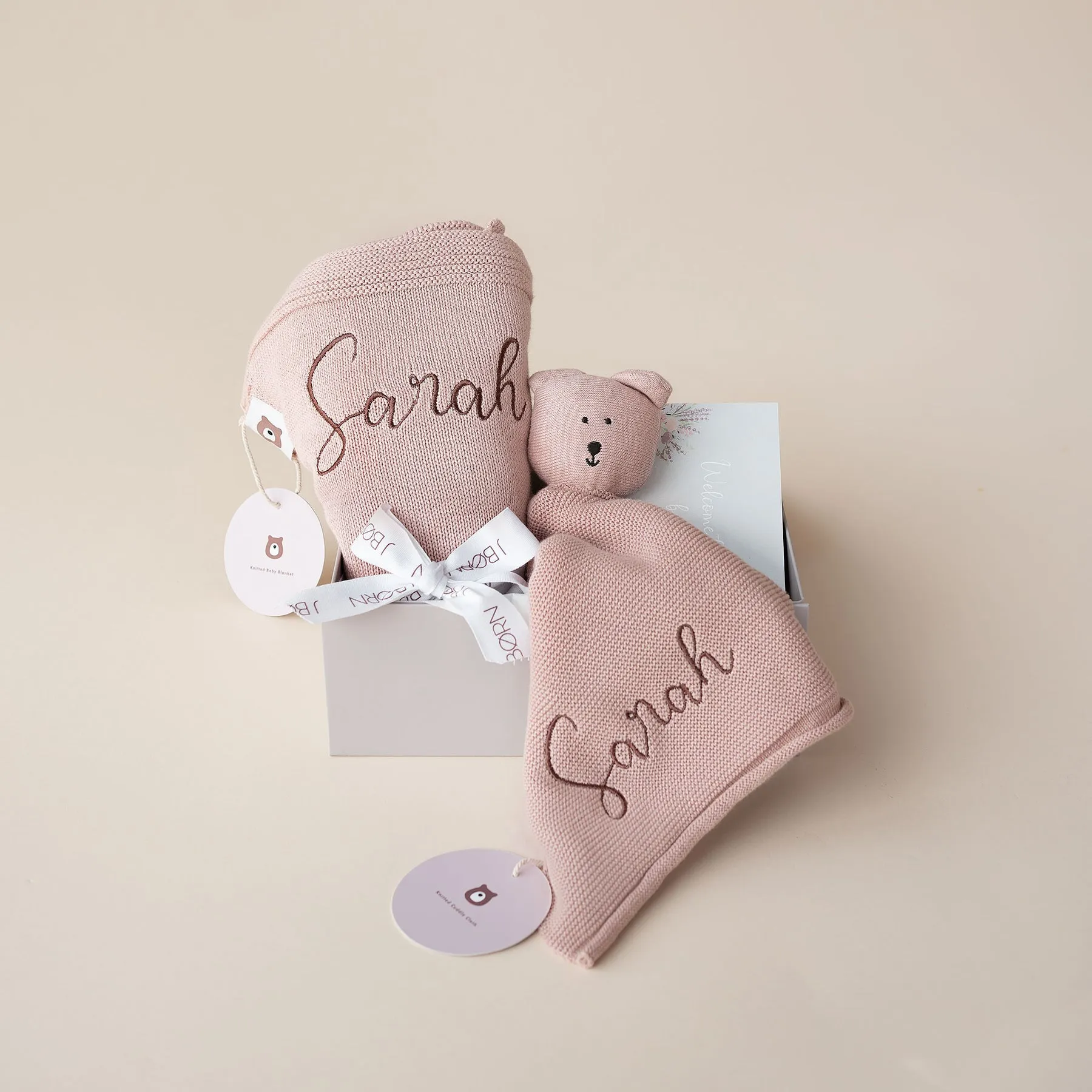 JBØRN Baby Gift Set | Knitted Blanket & Comforter